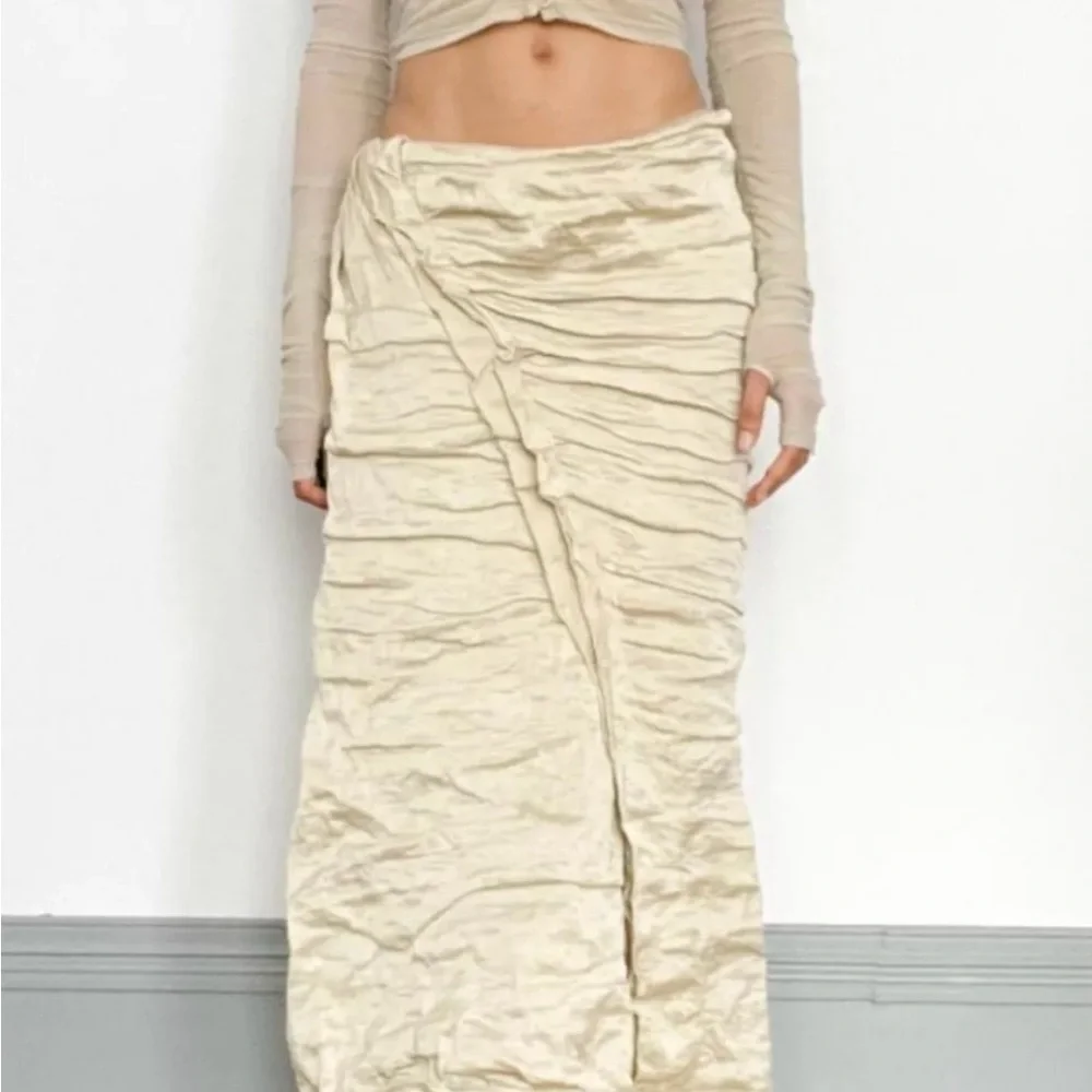 Donna Karan Sz US 4, GB 6 Ecru Silk Skirt - Picture 10 of 16